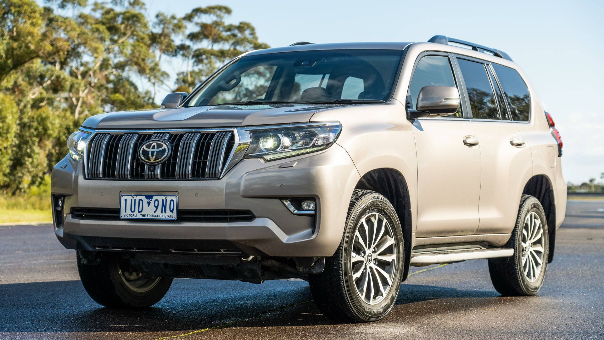 Off-Roading in Style:Discovering Dubai with the 2024 Toyota Prado