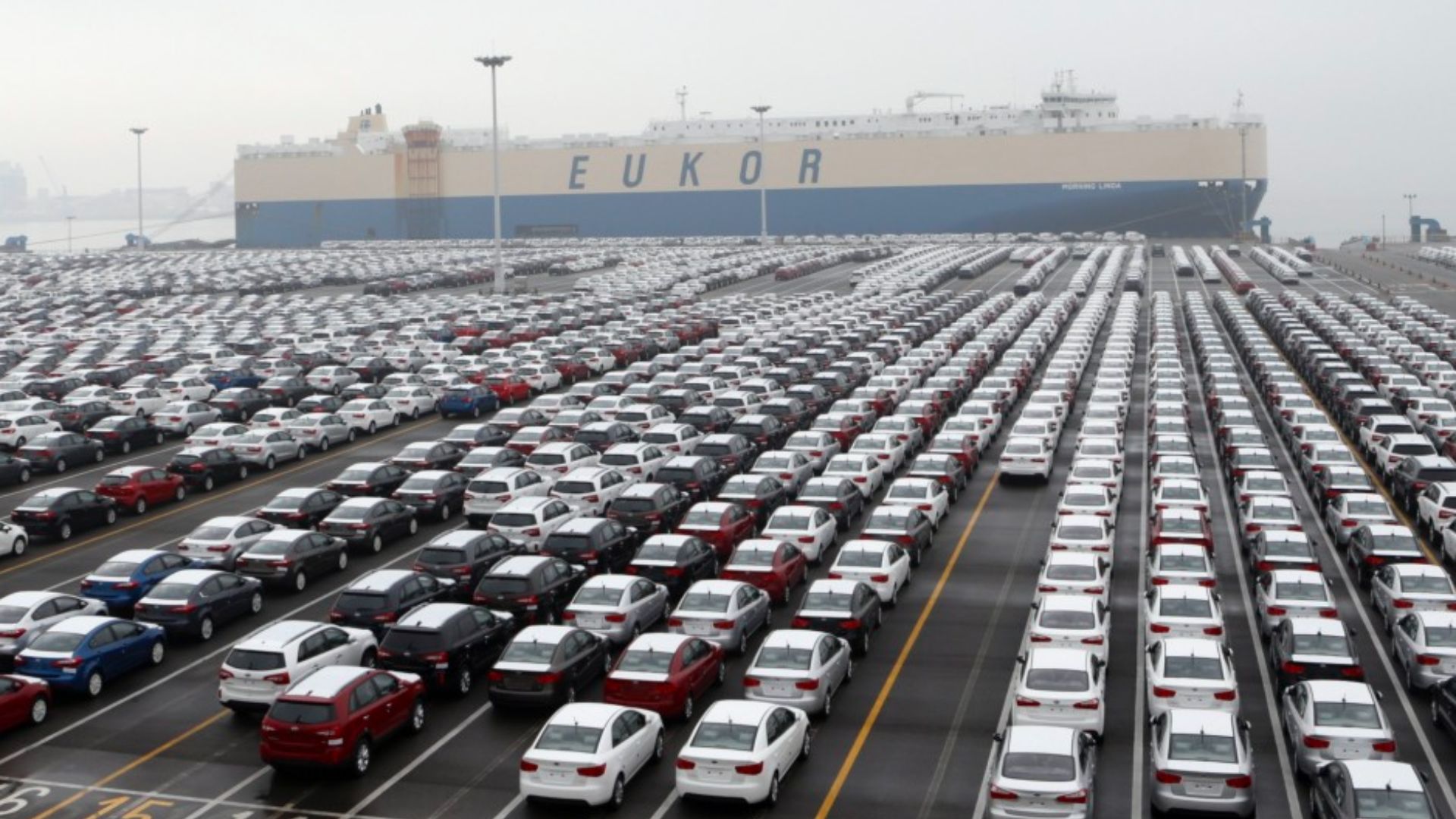 What Are the Latest Trends Shaping the Future of Car Exporting 