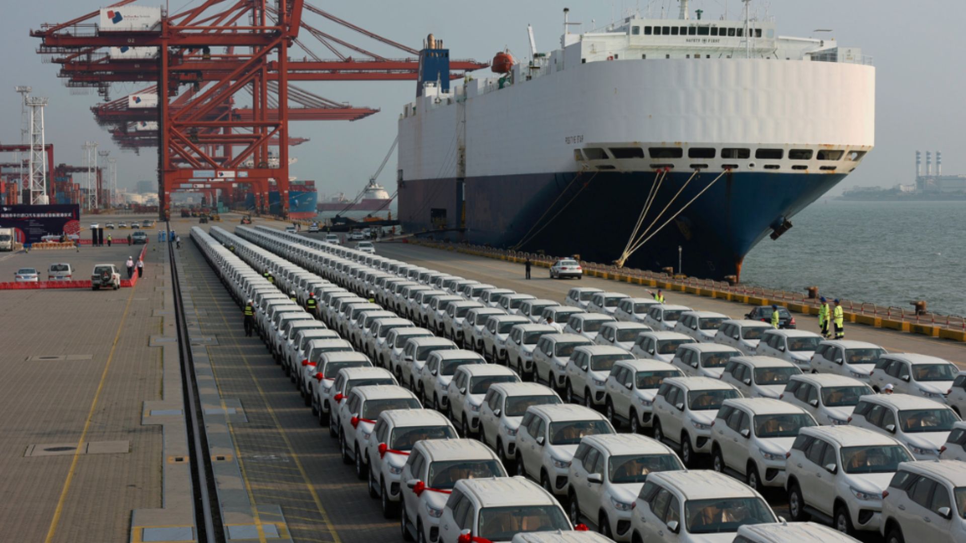 What Are the Latest Trends Shaping the Future of Car Exporting?